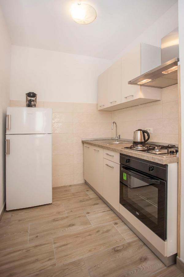 Apartmani Dragica Rovinj Ngoại thất bức ảnh